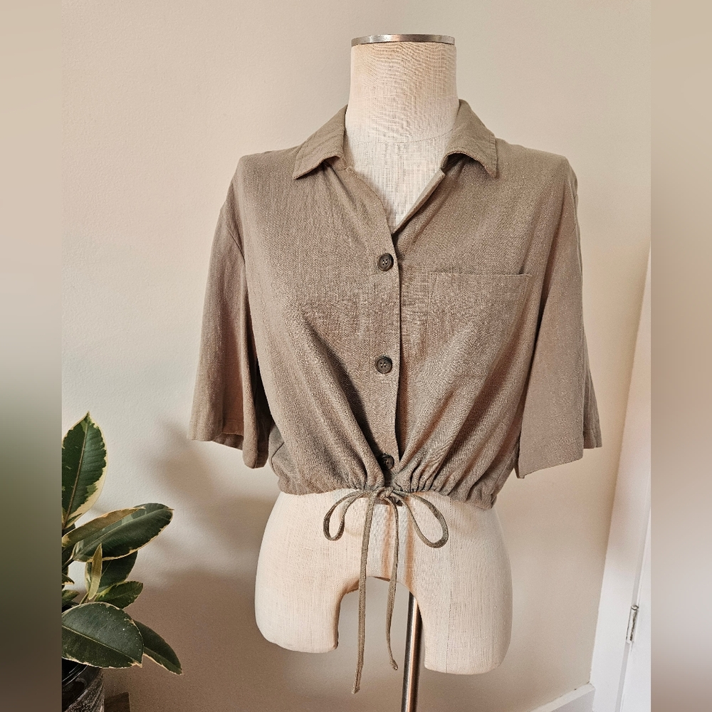 Size S Olive Green Linen Blend Top